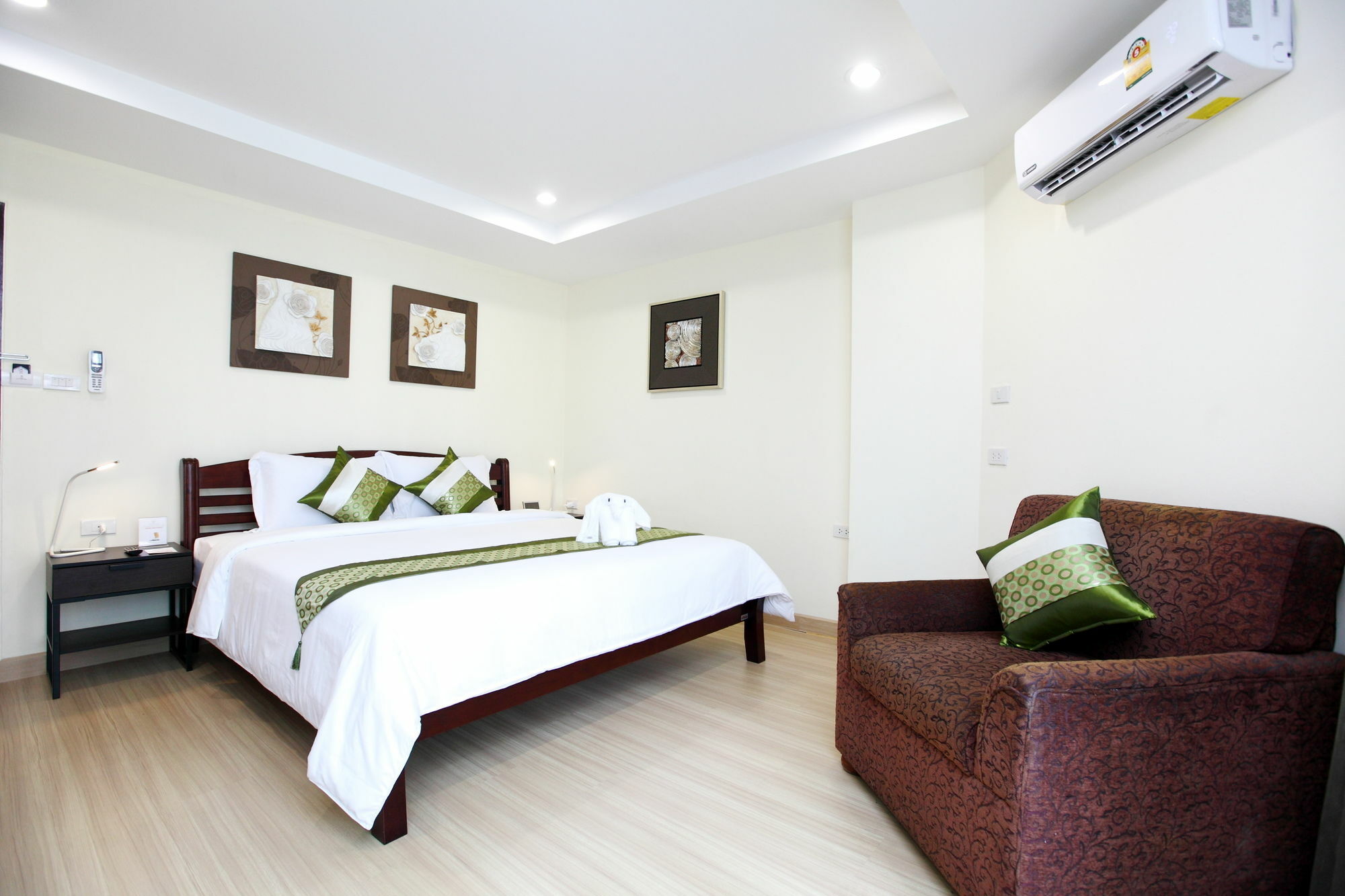 Icheck Inn Sukhumvit 22 Bangkok Esterno foto